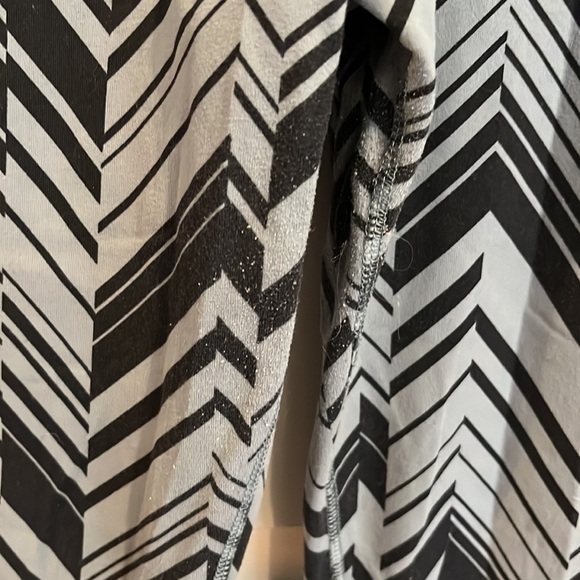 NIKE Dri fit exercise pants leggings Sz XL black & gray - Picture 4 of 7